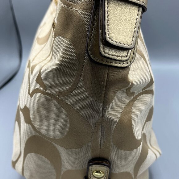 COACH SIGNATURE CANVAS DUFFLE SHOULDER LIGHT KHAKI HANDBAG F15067 PRE-OWNED - Picture 3 of 9